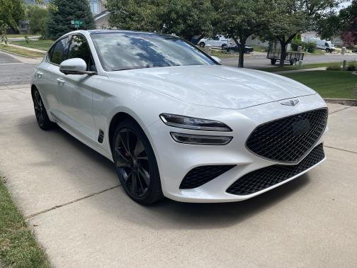2022 Genesis G70 3.3T