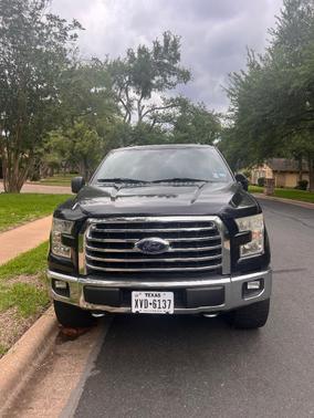 Black 2016 Ford F-150 XLT