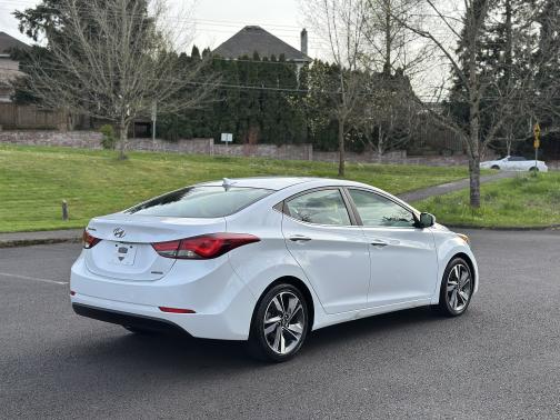 2015 Hyundai ELANTRA Limited PZEV