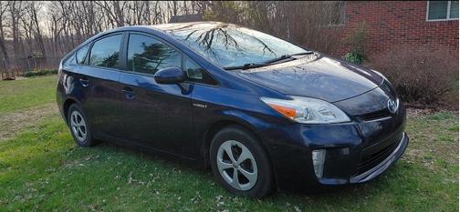 Blue 2014 Toyota Prius Three