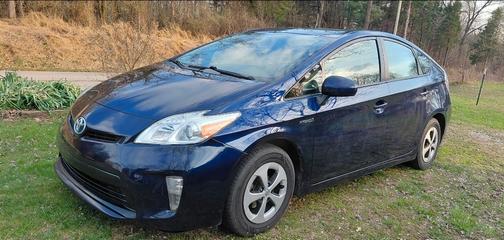 Blue 2014 Toyota Prius Three