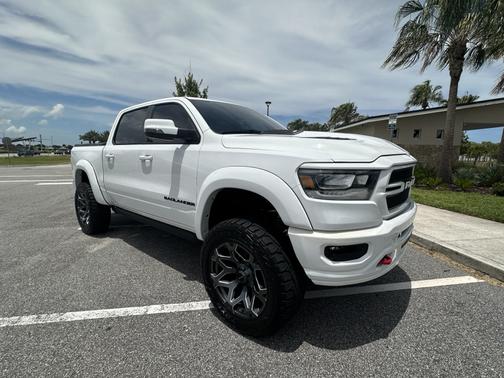 White 2023 RAM 1500 Big Horn