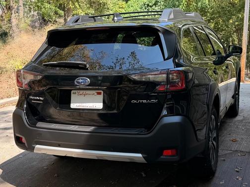 Black 2024 Subaru Outback Limited