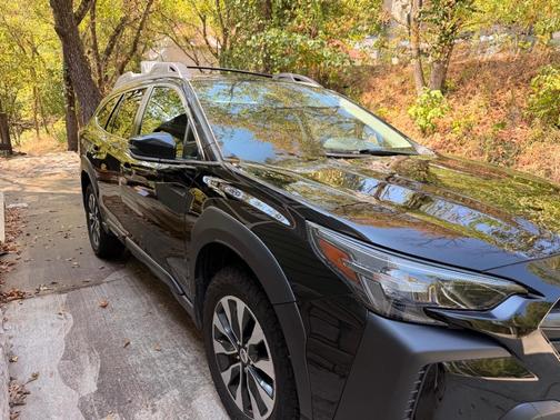 Black 2024 Subaru Outback Limited