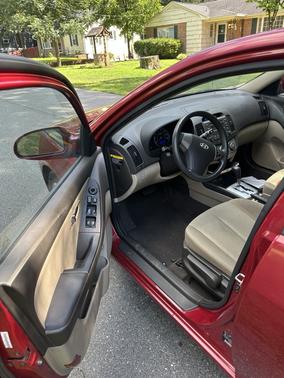 Red 2010 Hyundai ELANTRA GLS