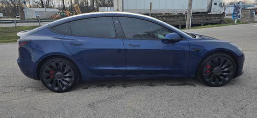Blue 2022 Tesla Model 3 Performance