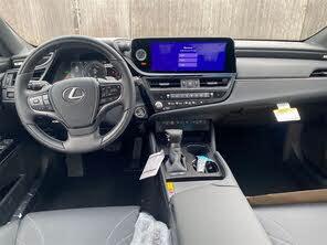 2025 Lexus ES 300h Ultra Luxury
