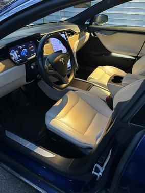 Blue 2020 Tesla Model S Long Range Plus