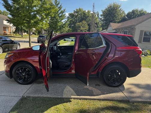 Red 2019 Chevrolet Equinox 1LT