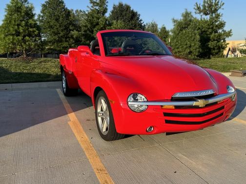2006 Chevrolet SSR Base