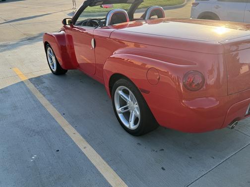 2006 Chevrolet SSR Base
