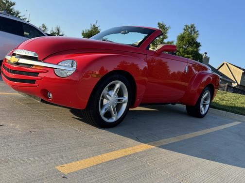 2006 Chevrolet SSR Base