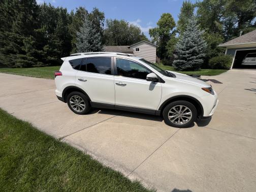 2016 Toyota RAV4 Limited