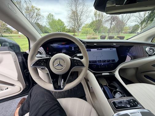 Black 2024 Mercedes-Benz EQS 450 4MATIC