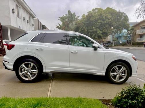 2020 Audi Q3 45 S line Premium