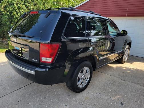 Black 2007 Jeep Grand Cherokee Limited