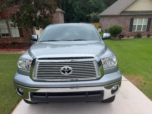 Silver 2013 Toyota Tundra Platinum