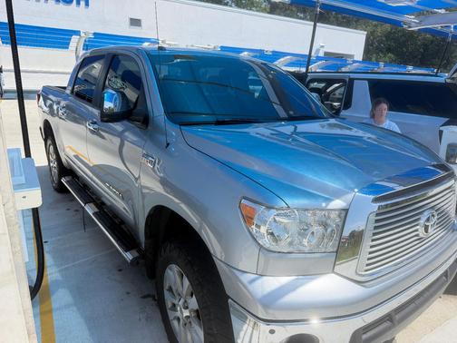 Silver 2013 Toyota Tundra Platinum