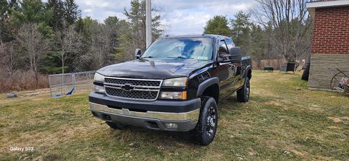 2005 Chevrolet Silverado 2500 LT H/D Extended Cab