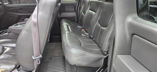 2005 Chevrolet Silverado 2500 LT H/D Extended Cab