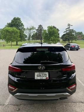 Black 2019 Hyundai SANTA FE SE 2.4