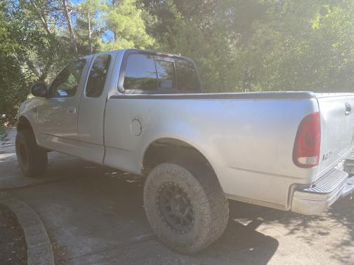 2000 Ford F-150 Lariat SuperCab