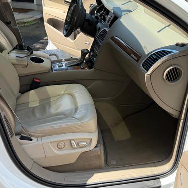 White 2013 Audi Q7 3.0 TDI Premium
