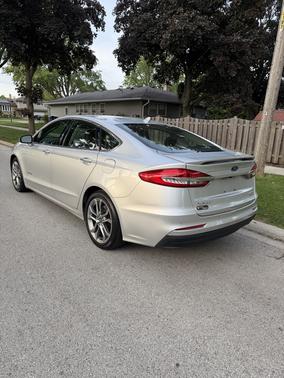 Silver 2019 Ford Fusion Hybrid Titanium