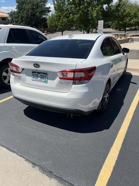 White 2017 Subaru Impreza 2.0i Limited