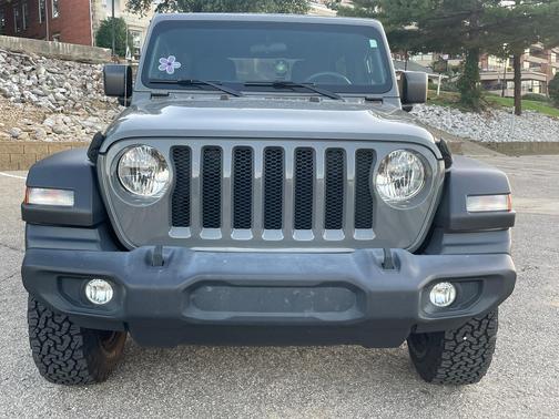 Gray 2020 Jeep Wrangler Unlimited Sport