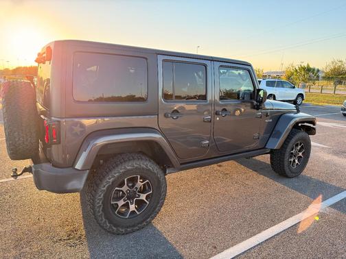 Gray 2017 Jeep Wrangler Unlimited Sport