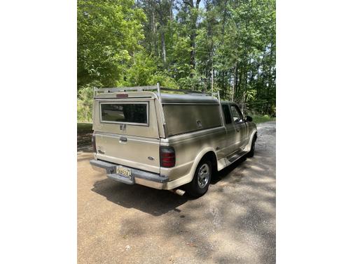 2002 Ford Ranger XL SuperCab
