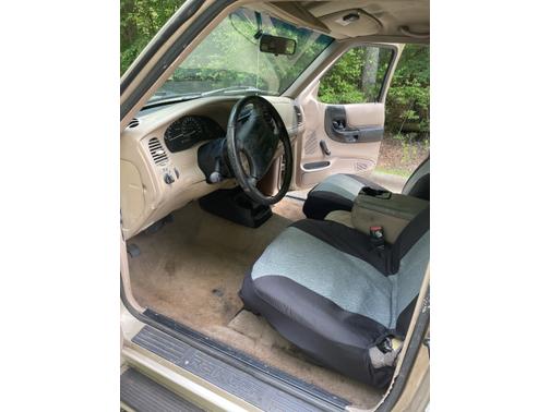 2002 Ford Ranger XL SuperCab