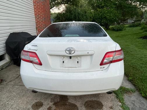 White 2011 Toyota Camry LE