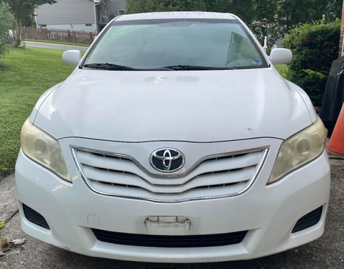 White 2011 Toyota Camry LE