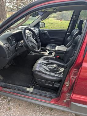 2002 Jeep Grand Cherokee Laredo