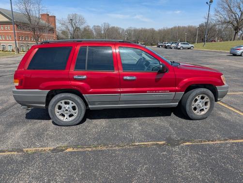 2002 Jeep Grand Cherokee Laredo