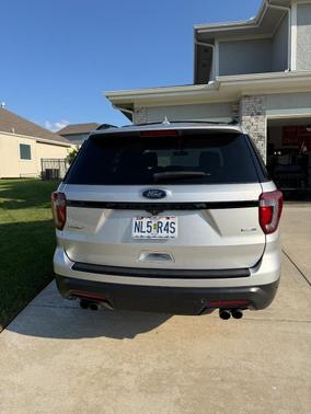 Silver 2018 Ford Explorer Sport