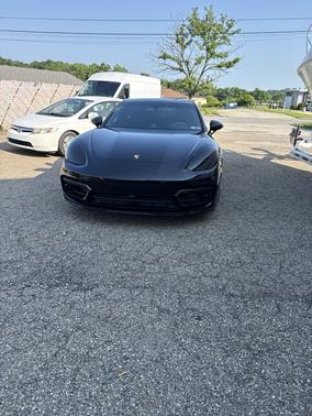 2017 Porsche Panamera Panamera Turbo