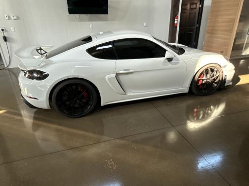 2020 Porsche 718 Cayman GT4