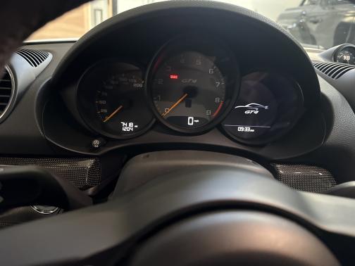 2020 Porsche 718 Cayman GT4