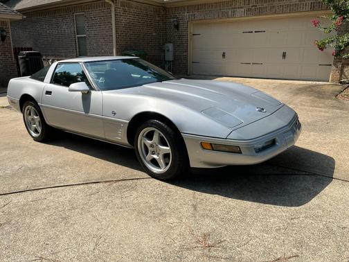 Silver 1996 Chevrolet Corvette Base