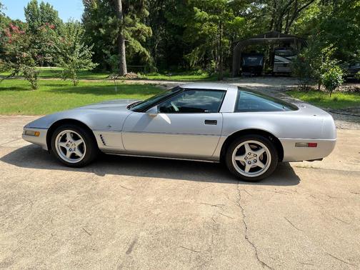 Silver 1996 Chevrolet Corvette Base