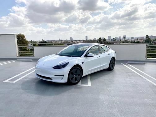 2023 Tesla Model 3 Base