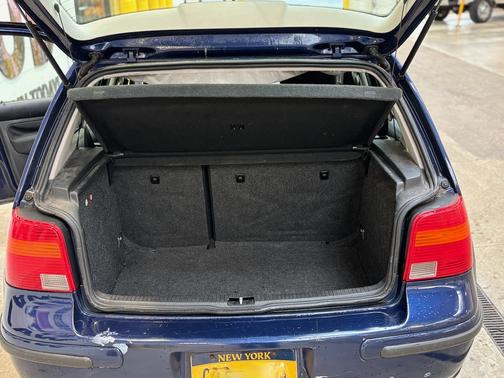 2005 Volkswagen Golf GL 2.0L