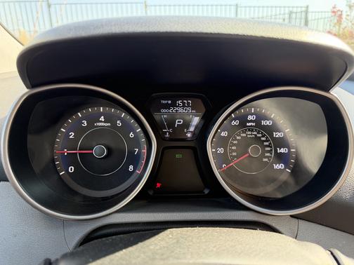 Black 2012 Hyundai ELANTRA GLS