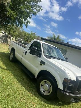 White 2009 Ford F-250 XL