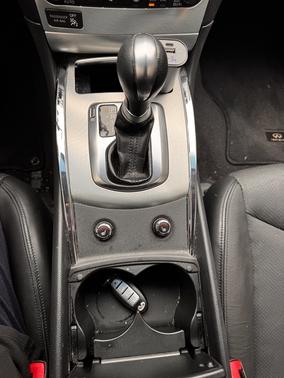 2015 INFINITI Q60 Journey