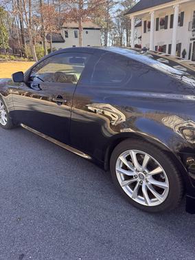 2015 INFINITI Q60 Journey