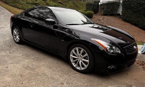 2015 INFINITI Q60 Journey